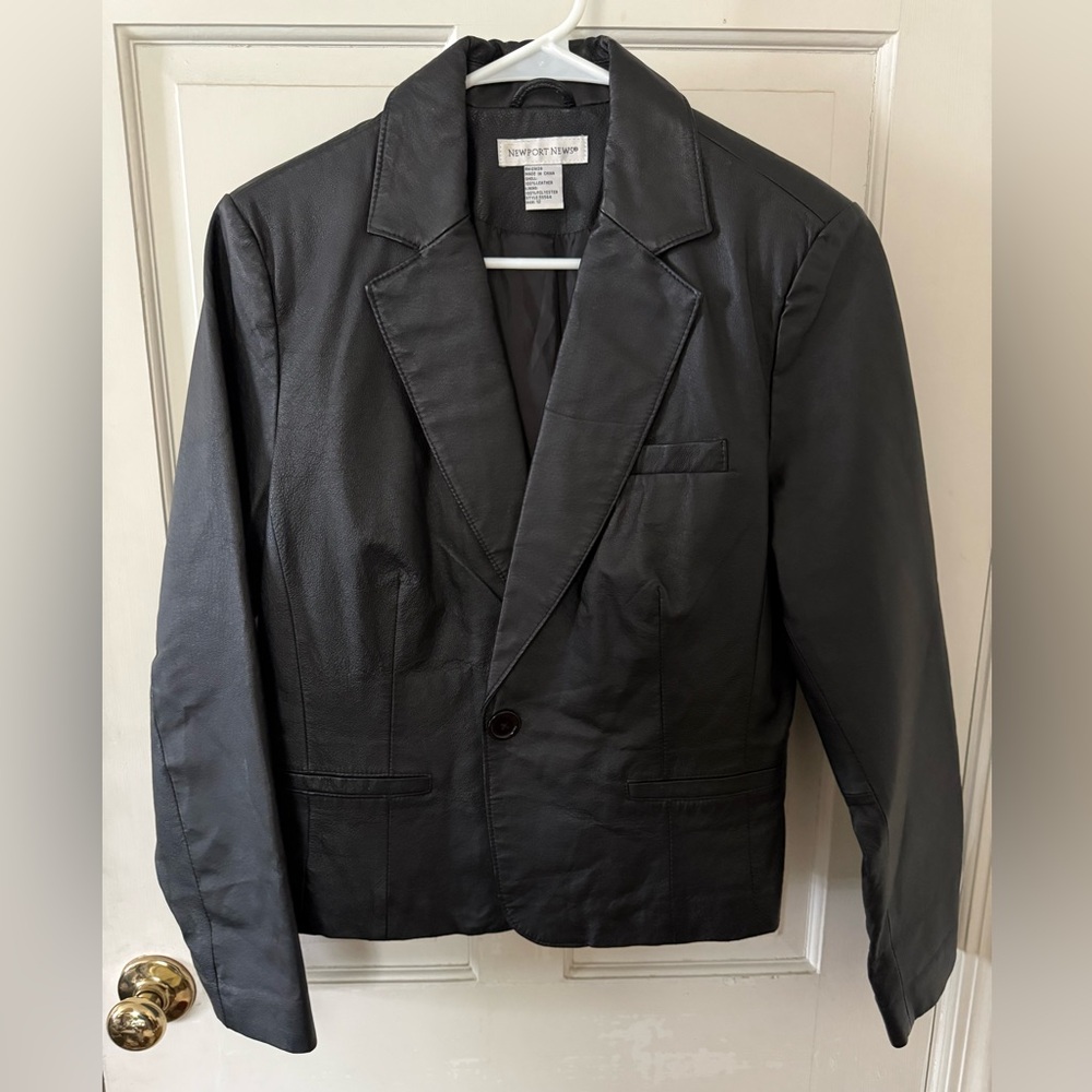 Women’s Newport News Black Leather Jacket size 12